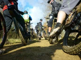 Cyclists on Sustrans Route 45 near Cricklade