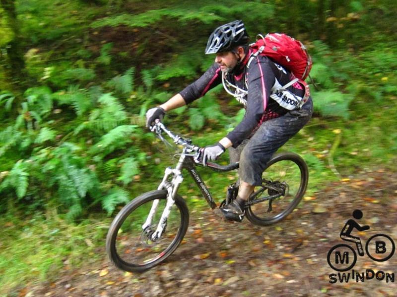 Descent into the Gorlech trail.